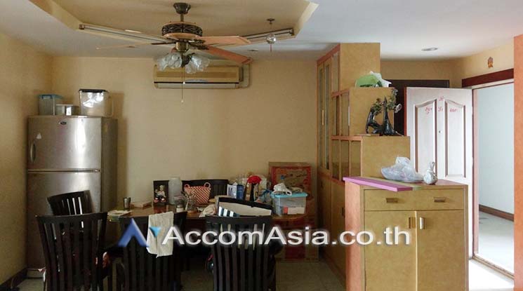  1  2 br Condominium For Sale in Charoen Nakhon ,Bangkok BTS Krung Thon Buri at Master View Executive Place AA20098