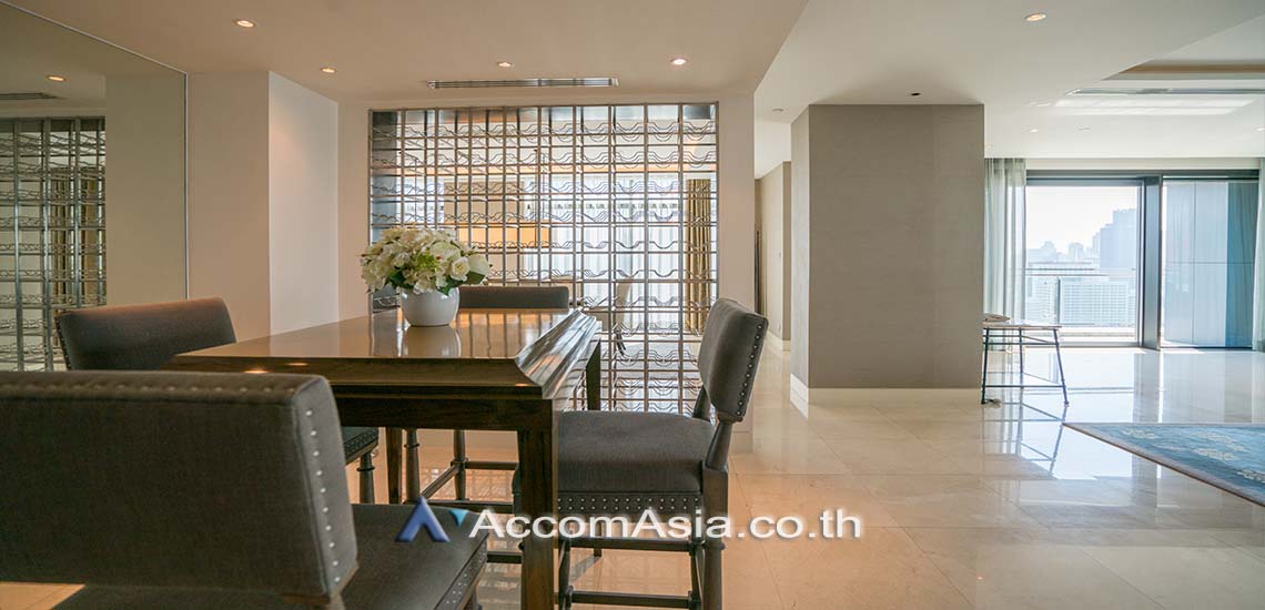  1  4 br Condominium For Rent in Ploenchit ,Bangkok BTS Ratchadamri at The St. Regis Bangkok (Residences) AA20144