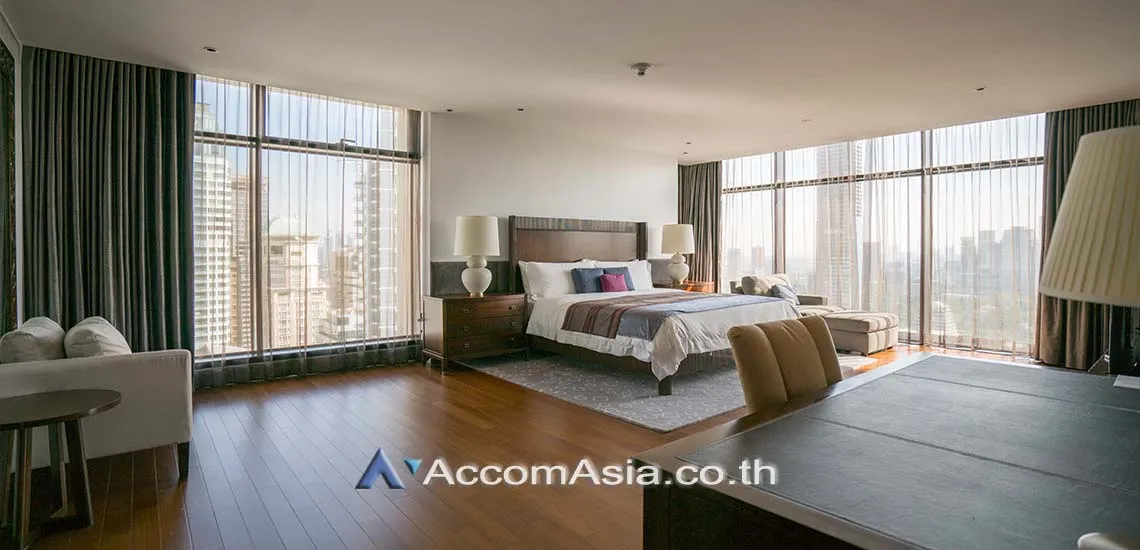 10  4 br Condominium For Rent in Ploenchit ,Bangkok BTS Ratchadamri at The St. Regis Bangkok (Residences) AA20144