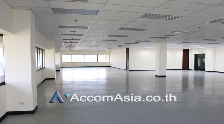  1  Studio Office Space For Rent in Ploenchit ,Bangkok BTS Ratchadamri at Regent House Building AA20160
