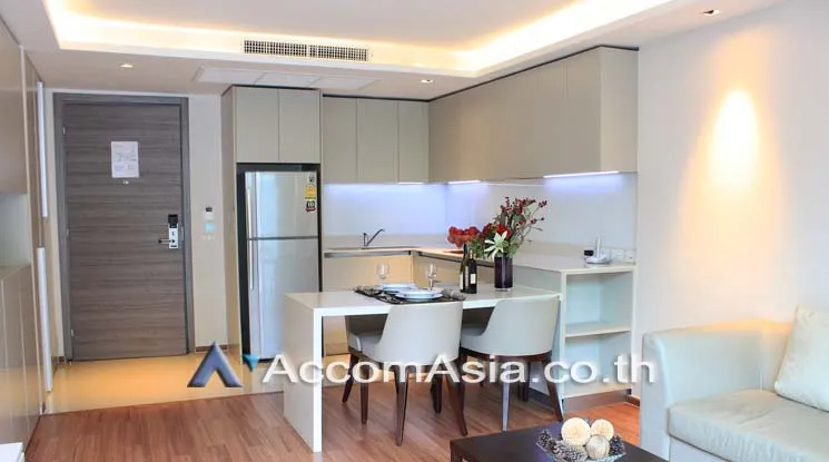 unit 1 Bedroom  Apartment For Rent in Sukhumvit, Bangkok  near BTS Ekkamai (AA20176)