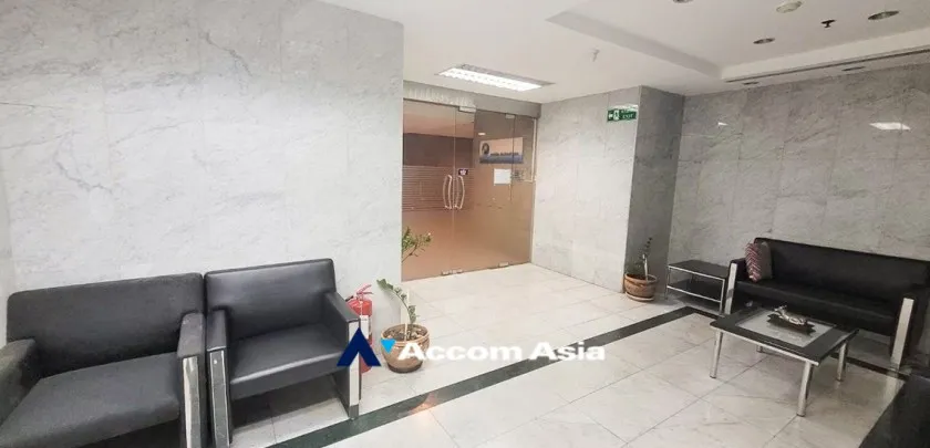 unit Studio  Office space For Rent in Sukhumvit, Bangkok  near MRT Sukhumvit - BTS Asok (AA20181)