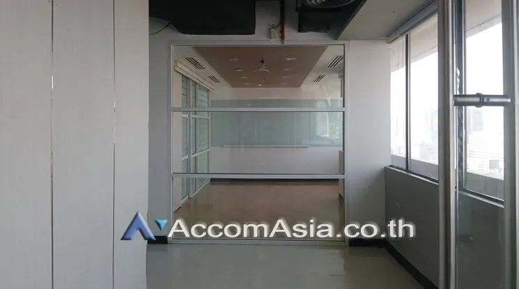unit Office space For Rent in Phaholyothin, Bangkok  near BTS Sanam Pao (AA20186)