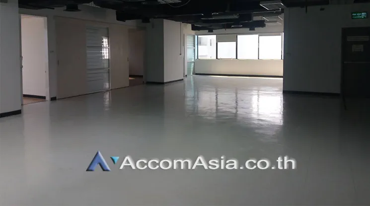 unit Office space For Rent in Phaholyothin, Bangkok  near BTS Sanam Pao (AA20187)