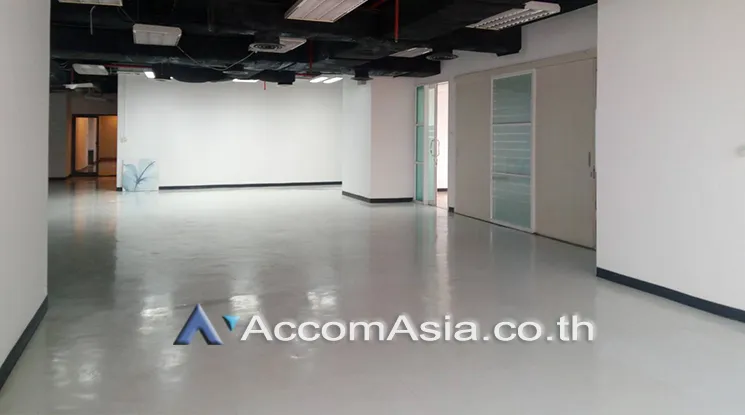 unit Office space For Rent in Phaholyothin, Bangkok  near BTS Sanam Pao (AA20187)