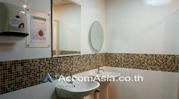 5  Office Space For Rent in Phaholyothin ,Bangkok BTS Sanam Pao at SM tower AA20187