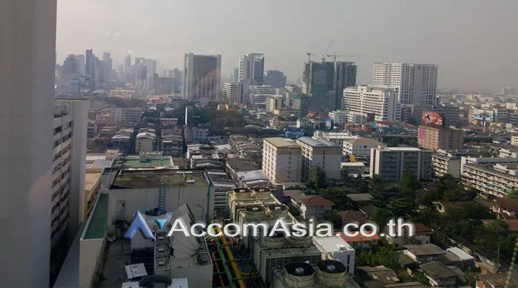 8  Office Space For Rent in Phaholyothin ,Bangkok BTS Sanam Pao at SM tower AA20187