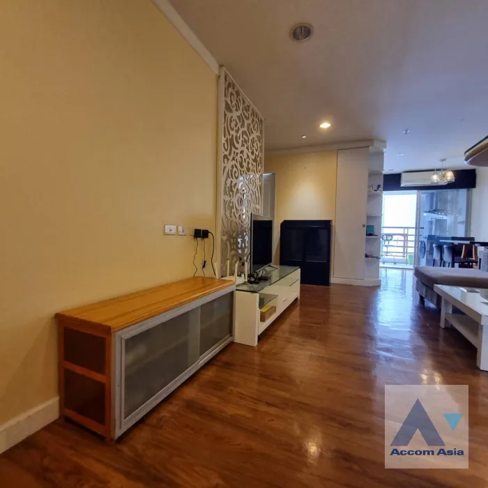 unit 2 Bedrooms  Condominium For Sale in Sukhumvit, Bangkok  near BTS Phrom Phong (AA20204)