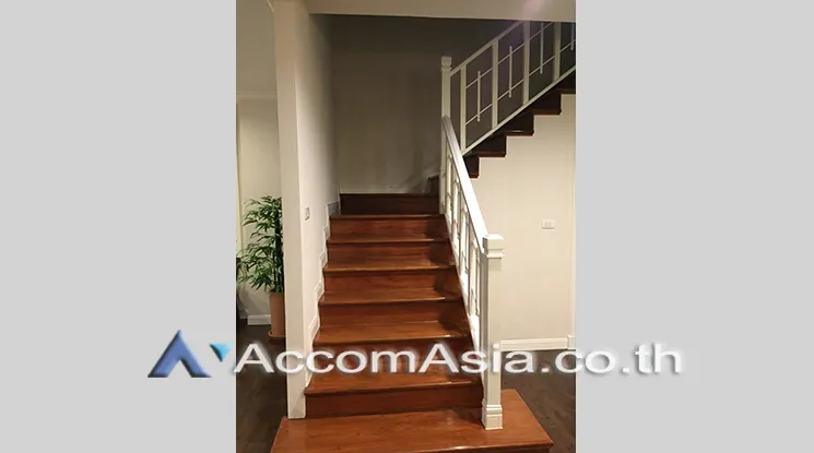  1  2 br Condominium For Sale in Ratchadaphisek ,Bangkok  at Leticia Rama 9 AA20284