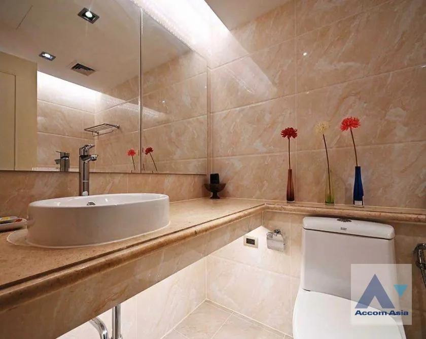 6  3 br Condominium for rent and sale in Ploenchit ,Bangkok BTS Ploenchit at All Seasons Mansion AA20285