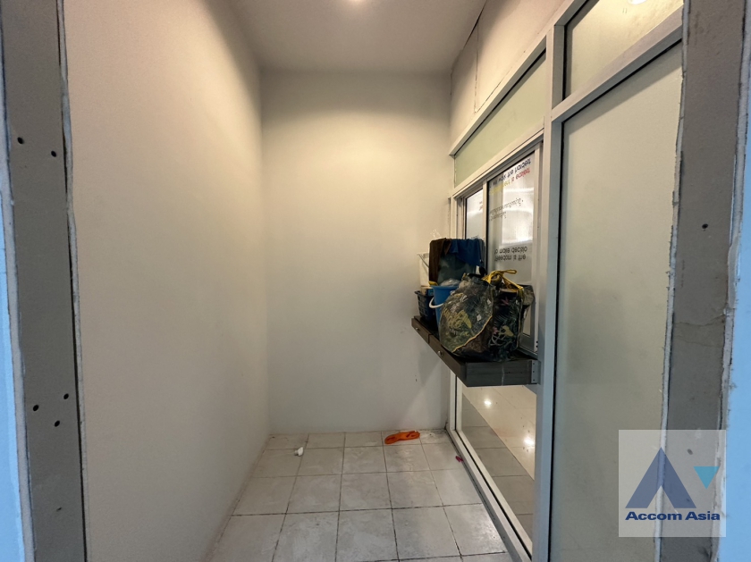 15  Office Space For Rent in Sukhumvit ,Bangkok BTS Nana at The Trendy Sukhumvit 13 AA20314