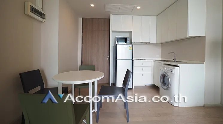 unit 1 Bedroom  Condominium For Rent in Sukhumvit, Bangkok  near BTS Thong Lo (AA20319)