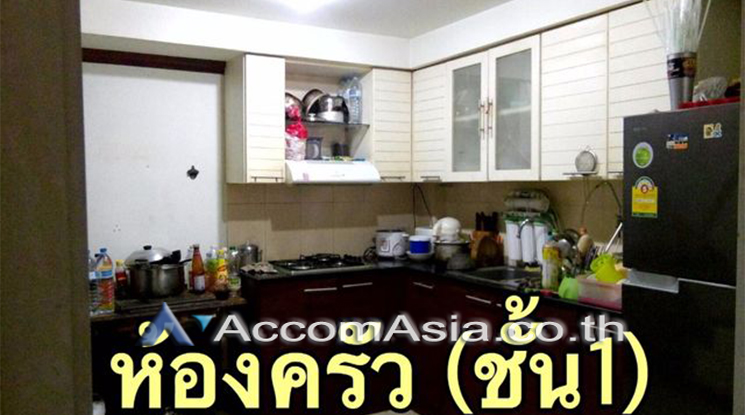  1  Shophouse For Sale in Rama 3 ,Bangkok  AA20331
