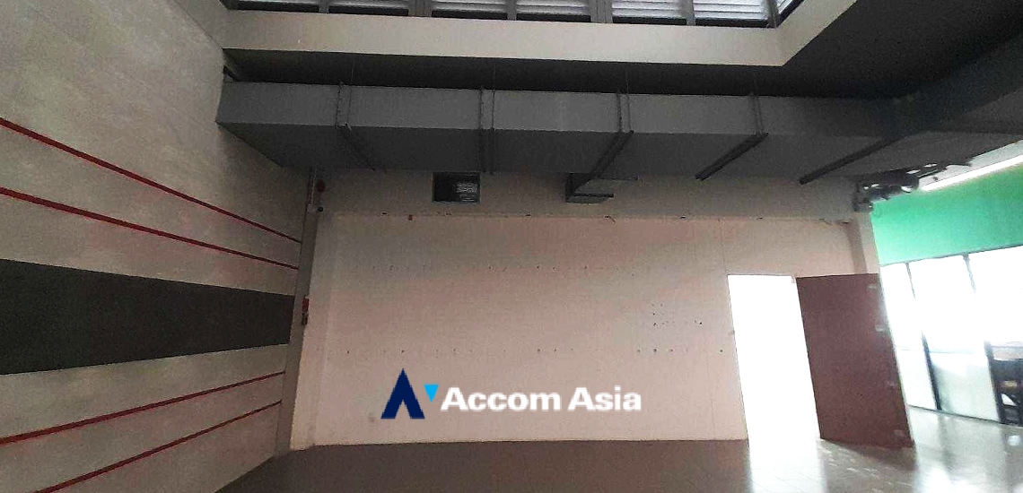 6  Retail / Showroom For Rent in Sukhumvit ,Bangkok MRT Phetchaburi - BTS Asok at Community Mall for rent AA20366