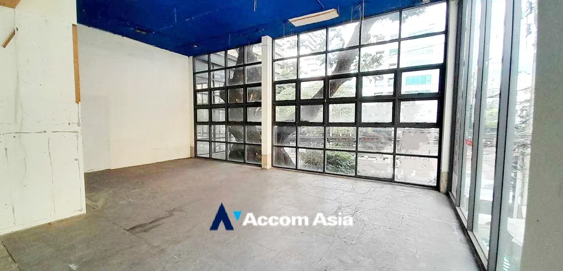 unit Retail / showroom For Rent in Sukhumvit, Bangkok  near MRT Phetchaburi - BTS Asok (AA20366)
