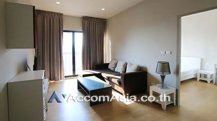 unit 1 Bedroom  Condominium For Rent & Sale in Sukhumvit, Bangkok  near BTS Ekkamai (AA20375)
