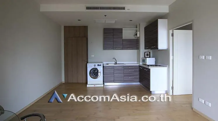unit 1 Bedroom  Condominium For Rent in Sukhumvit, Bangkok  near BTS Ekkamai (AA20378)