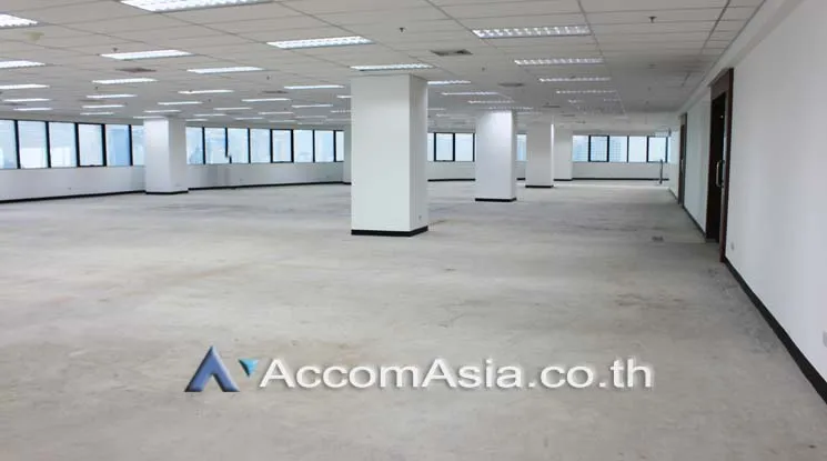 unit Office space For Rent in Ratchadaphisek, Bangkok  near MRT Phetchaburi (AA20405)
