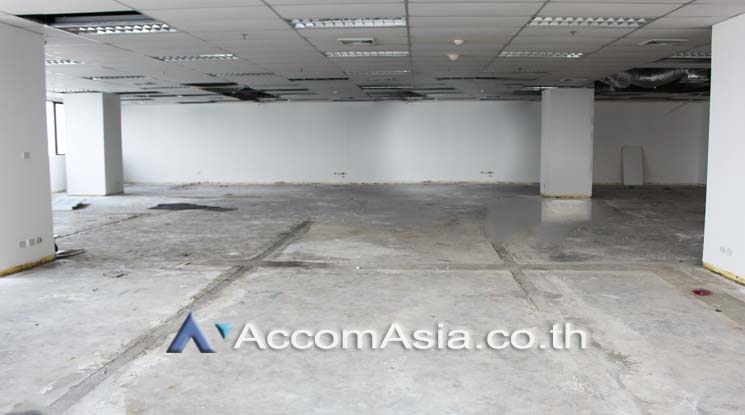 5  Office Space For Rent in Ratchadaphisek ,Bangkok MRT Phetchaburi at Italthai tower AA20451