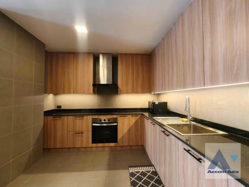 10  3 br Condominium For Rent in Sukhumvit ,Bangkok BTS Ekkamai at Casa Viva AA20476