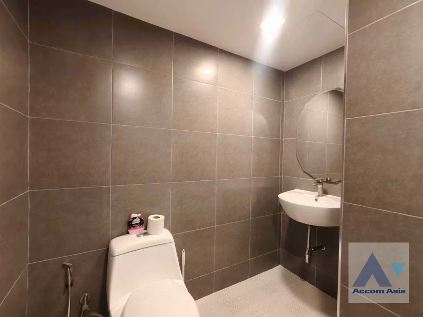 31  3 br Condominium For Rent in Sukhumvit ,Bangkok BTS Ekkamai at Casa Viva AA20476