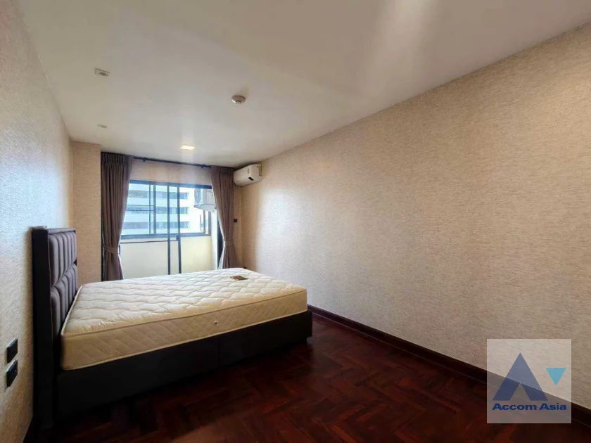 13  3 br Condominium For Rent in Sukhumvit ,Bangkok BTS Ekkamai at Casa Viva AA20476