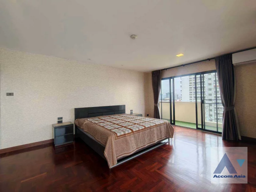 16  3 br Condominium For Rent in Sukhumvit ,Bangkok BTS Ekkamai at Casa Viva AA20476