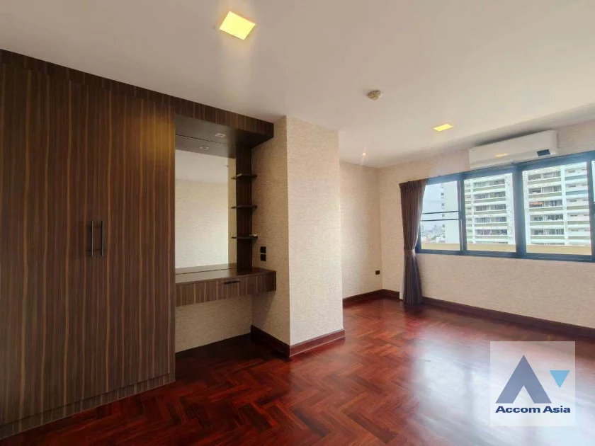22  3 br Condominium For Rent in Sukhumvit ,Bangkok BTS Ekkamai at Casa Viva AA20476