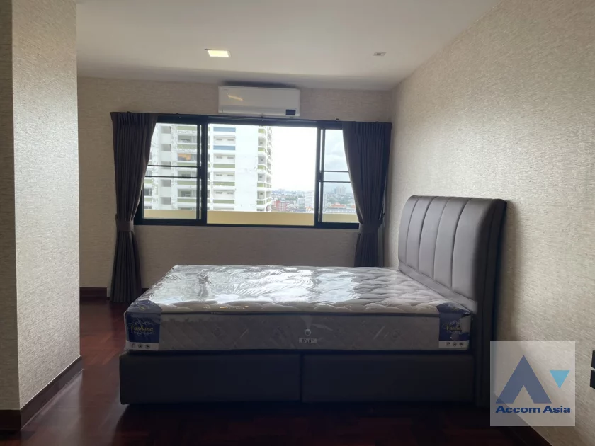 21  3 br Condominium For Rent in Sukhumvit ,Bangkok BTS Ekkamai at Casa Viva AA20476