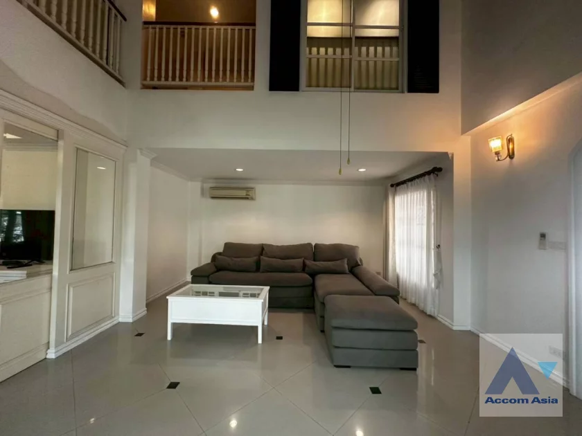 6  4 br Townhouse For Rent in Bang Na ,Bangkok BTS Bearing at Fantasia Villa 2 AA20518