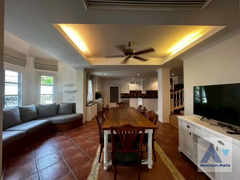  1  4 br Townhouse For Rent in Bang Na ,Bangkok BTS Bearing at Fantasia Villa 2 AA20518
