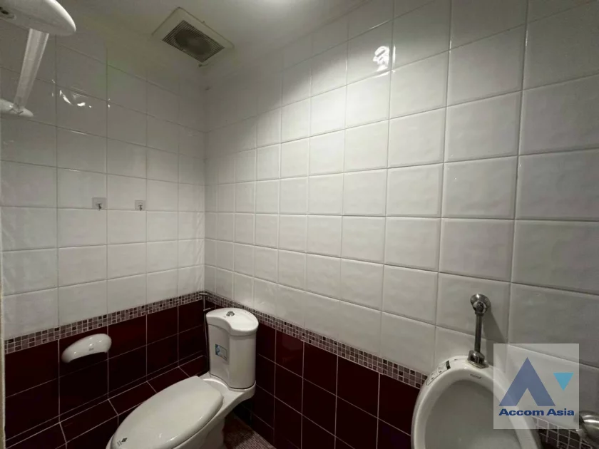 21  4 br Townhouse For Rent in Bang Na ,Bangkok BTS Bearing at Fantasia Villa 2 AA20518