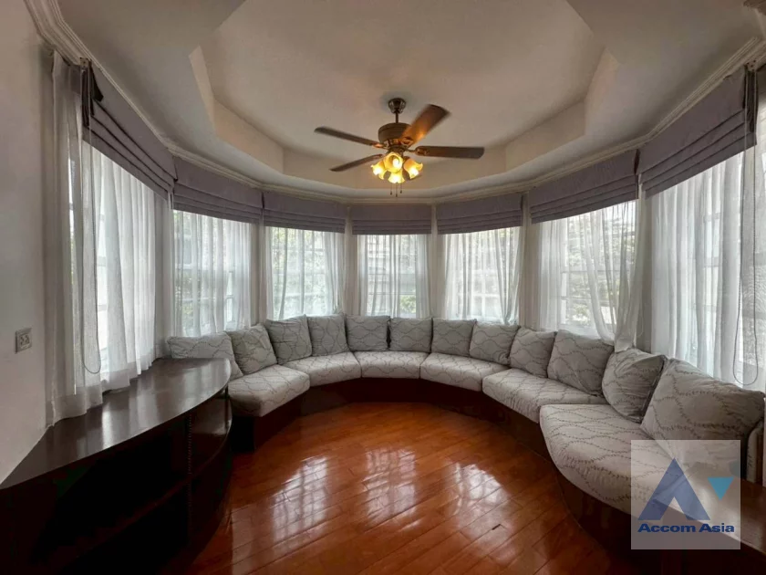  1  4 br Townhouse For Rent in Bang Na ,Bangkok BTS Bearing at Fantasia Villa 2 AA20518