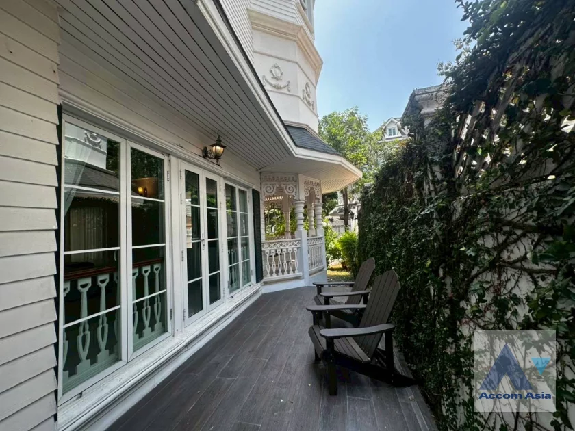 40  4 br Townhouse For Rent in Bang Na ,Bangkok BTS Bearing at Fantasia Villa 2 AA20518