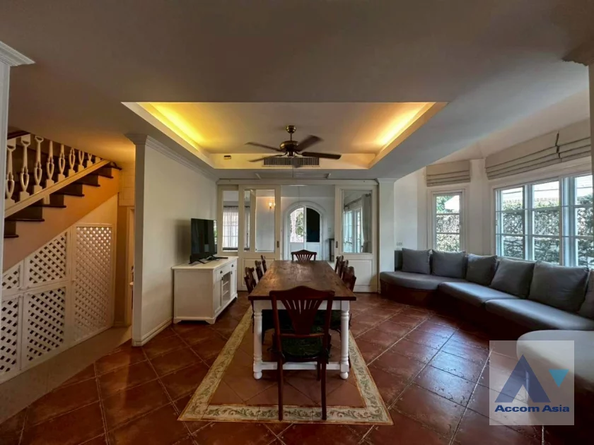 8  4 br Townhouse For Rent in Bang Na ,Bangkok BTS Bearing at Fantasia Villa 2 AA20518