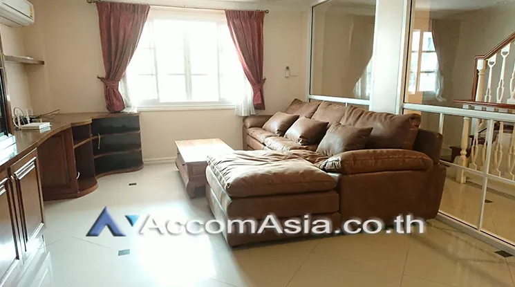 unit 4 Bedrooms  Townhouse For Rent & Sale in Bang Na, Bangkok  near BTS Bearing (AA20518)