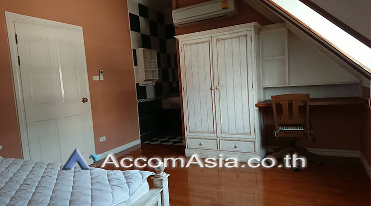 6  4 br Townhouse for rent and sale in Bang Na ,Bangkok BTS Bearing at Fantasia Villa 2 AA20518