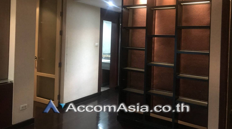9  2 br Condominium For Sale in Ploenchit ,Bangkok BTS Chitlom at President Place AA20531