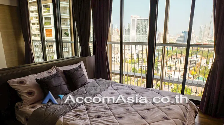unitPark Origin Phrom Phong Condominium