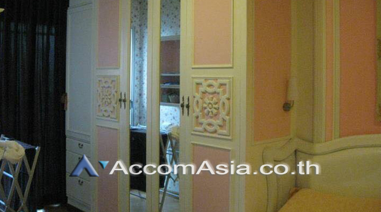 6  2 br Condominium For Sale in Charoen Nakhon ,Bangkok BTS Krung Thon Buri at Hive Sathorn AA20556