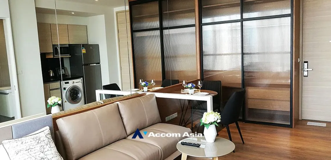 unit 1 Bedroom  Condominium For Rent & Sale in Sukhumvit, Bangkok  near BTS Phrom Phong (AA20561)
