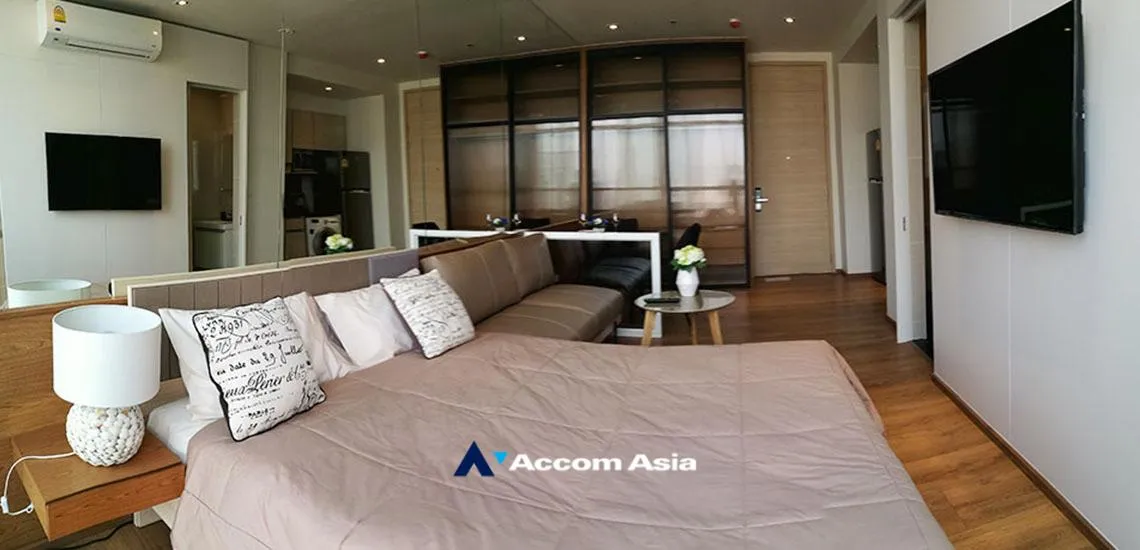 unit 1 Bedroom  Condominium For Rent & Sale in Sukhumvit, Bangkok  near BTS Phrom Phong (AA20561)