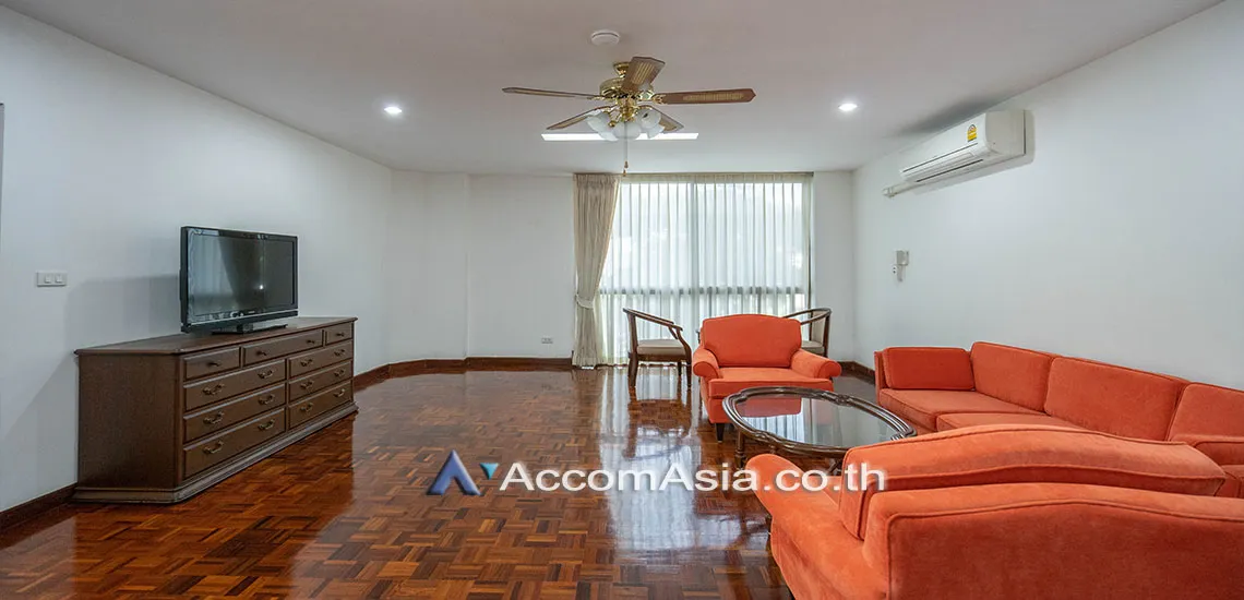 unit 2 Bedrooms  Apartment For Rent in Sukhumvit, Bangkok  near BTS Phrom Phong (AA20656)