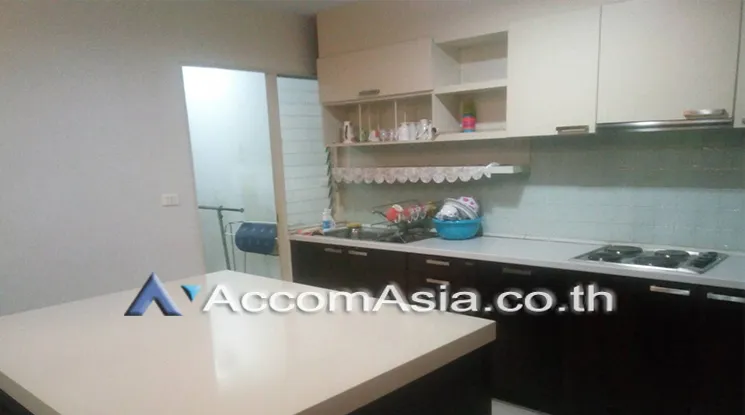 unit 2 Bedrooms  Condominium For Sale in Sathorn, Bangkok  near BRT Thanon Chan (AA20686)