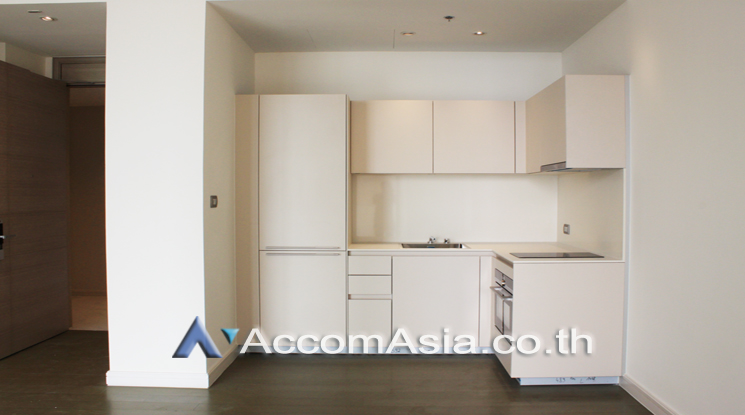 4  1 br Condominium For Sale in Ploenchit ,Bangkok BTS Ratchadamri at Magnolias Ratchadamri Boulevard AA20694