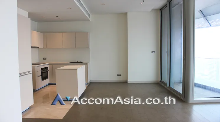  1  2 br Condominium For Sale in Ploenchit ,Bangkok BTS Ratchadamri at Magnolias Ratchadamri Boulevard AA20696