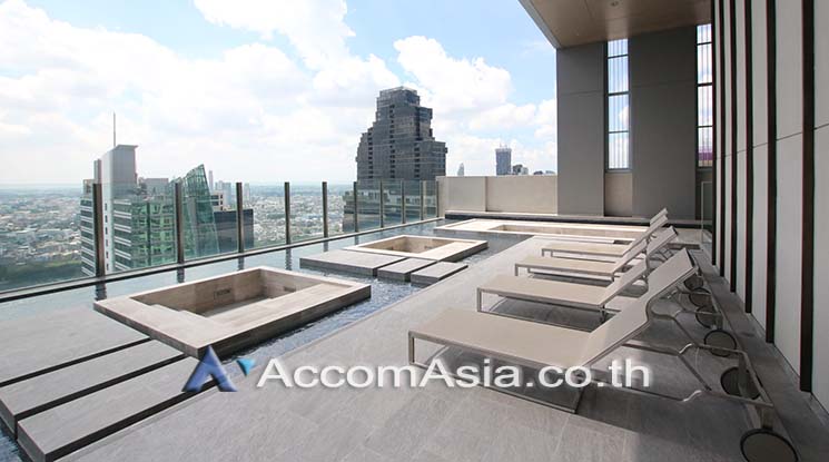  2  1 br Condominium For Rent in Silom ,Bangkok BTS Surasak at The Diplomat Sathorn AA20732