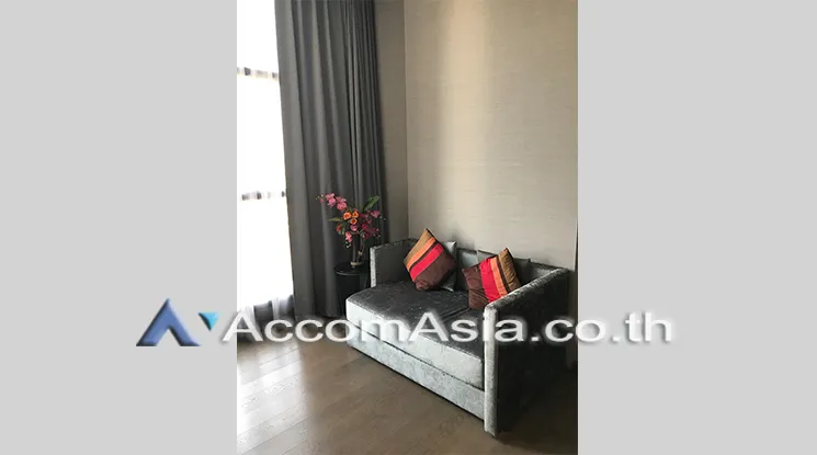 unit 1 Bedroom  Condominium For Rent in Silom, Bangkok  near BTS Surasak (AA20732)