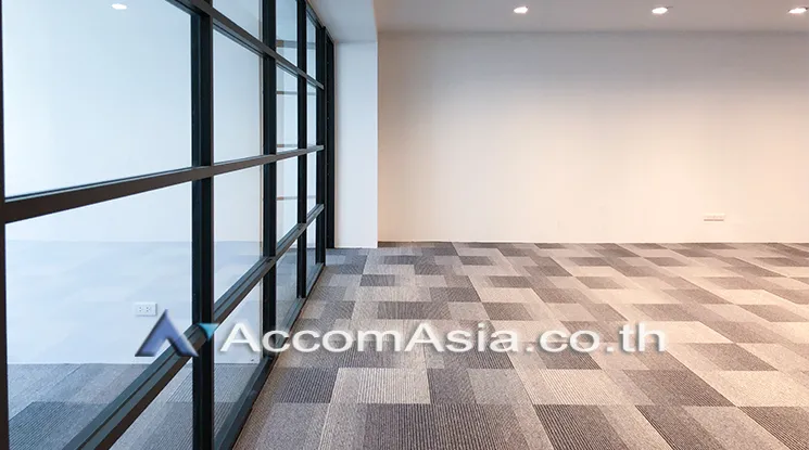 unit Studio  Office space For Rent in Ratchadaphisek, Bangkok  near ARL Ramkhamhaeng (AA20792)