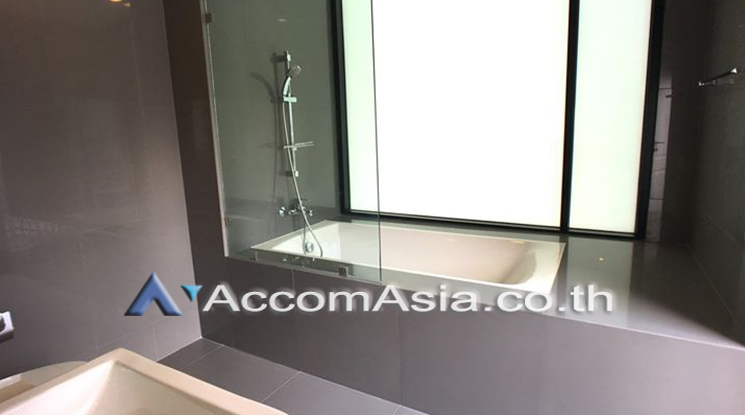 8  2 br Condominium For Rent in Silom ,Bangkok BTS Surasak at Noble Revo Silom AA20796